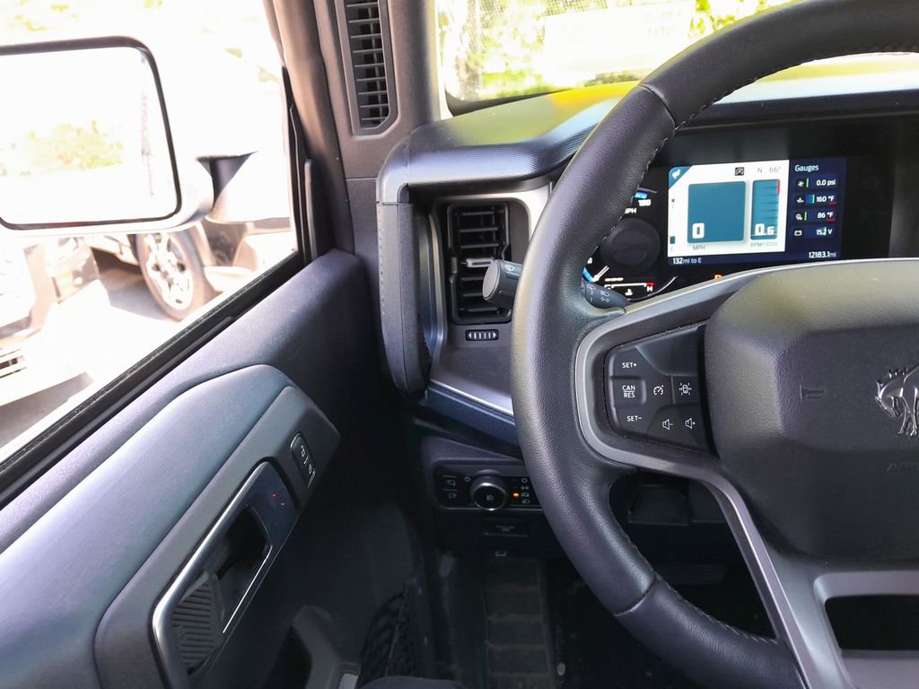 Used 2023 Ford Bronco Outer Banks AWD/4WD image 17