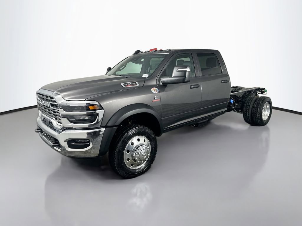 New 2026 RAM 5500 Tradesman w/ Chrome Appearance Group image 3
