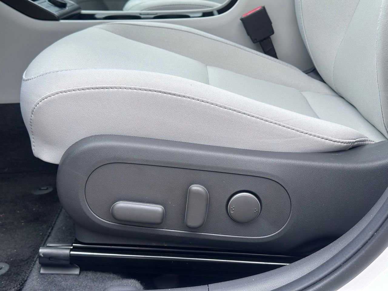 Used 2024 Hyundai Kona SEL w/ Convenience Package FWD image 22