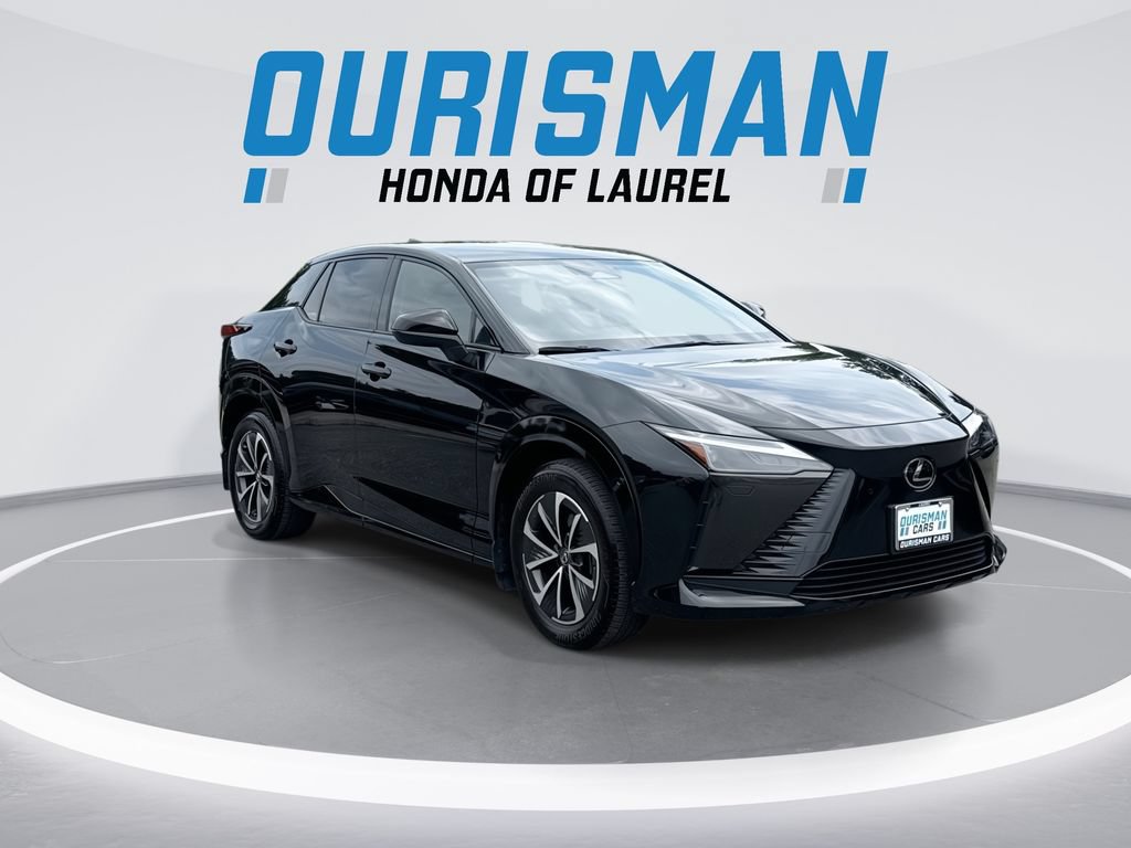 Used 2024 Lexus RZ 450e Premium w/ Technology Package AWD/4WD image 2