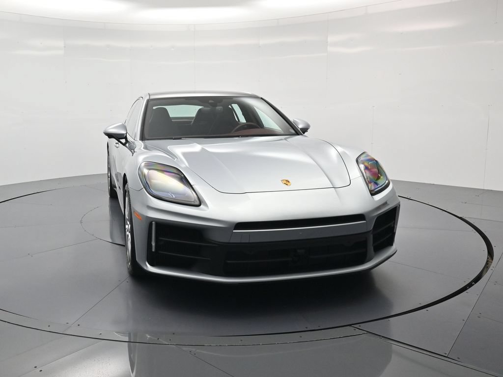 Certified 2025 Porsche Panamera 4 AWD/4WD image 40