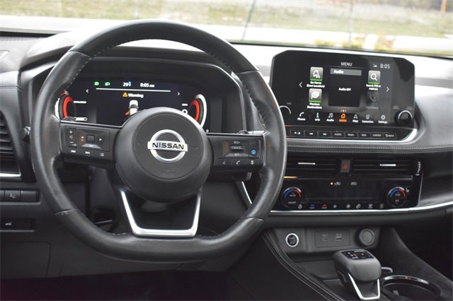 Used 2021 Nissan Rogue Platinum image 21