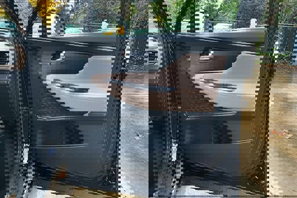 Used 2023 Hyundai Santa Fe Limited image 27