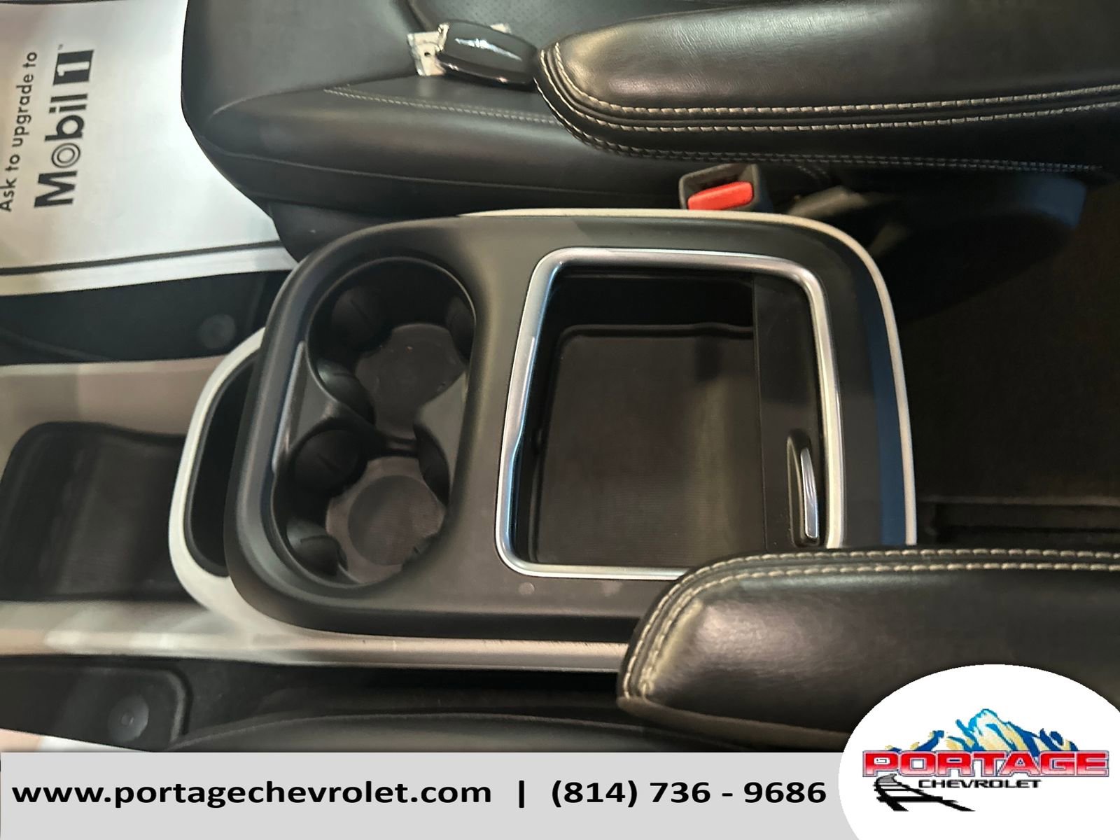 Used 2024 Chrysler Pacifica Touring-L image 28