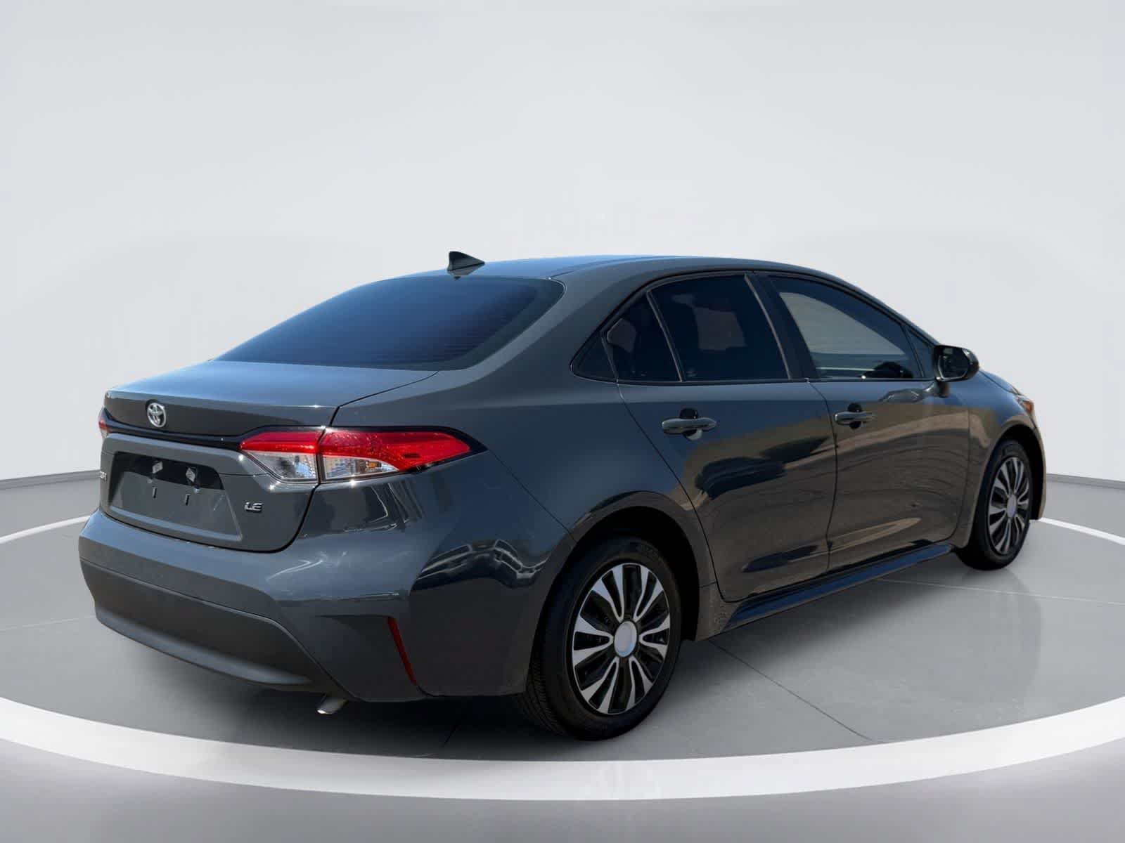 Used 2023 Toyota Corolla LE FWD image 4