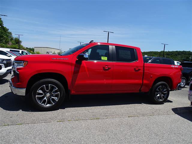 Used 2024 Chevrolet Silverado 1500 LT image 2