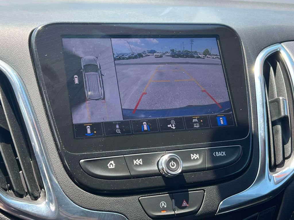 Used 2023 Chevrolet Equinox Premier AWD/4WD image 33