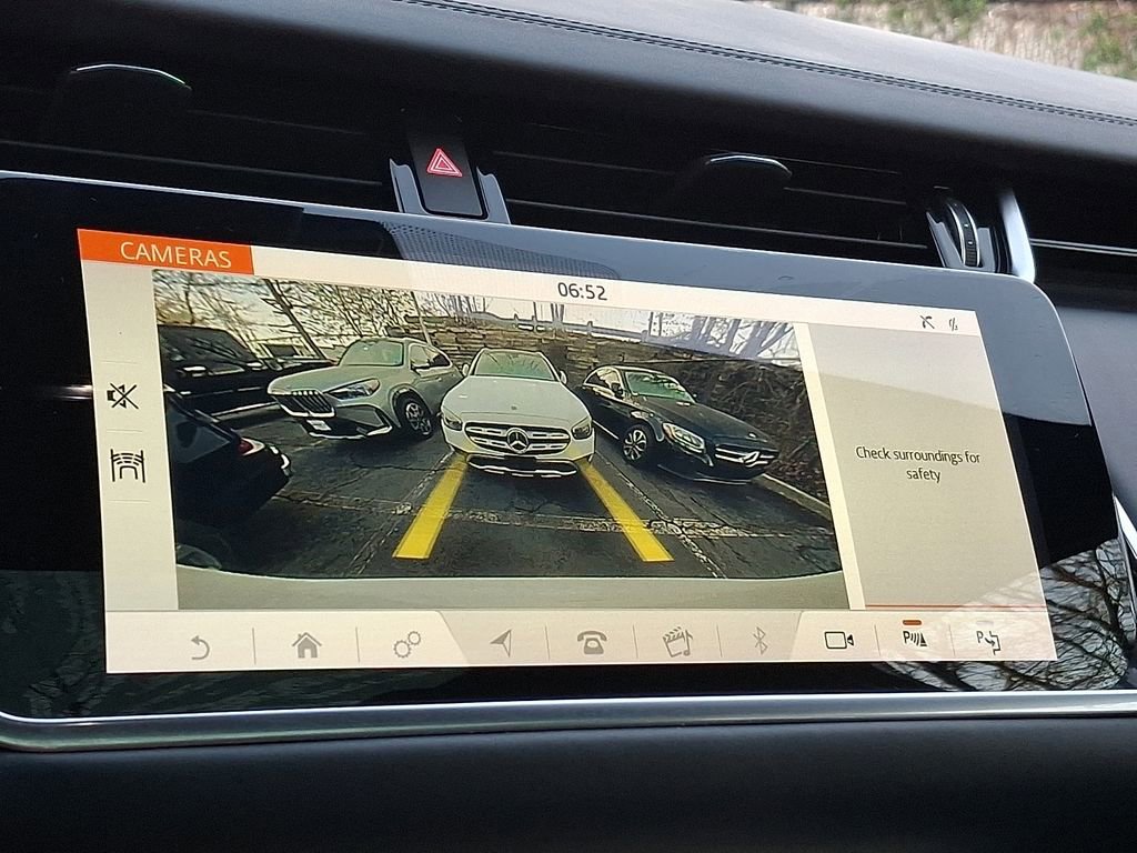 Used 2020 Land Rover Range Rover Evoque SE AWD/4WD image 16