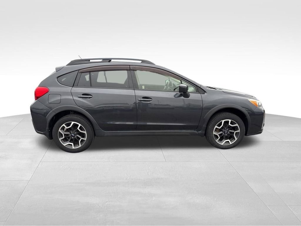 Used 2016 Subaru Crosstrek 2.0i Premium w/ Moonroof Package image 6