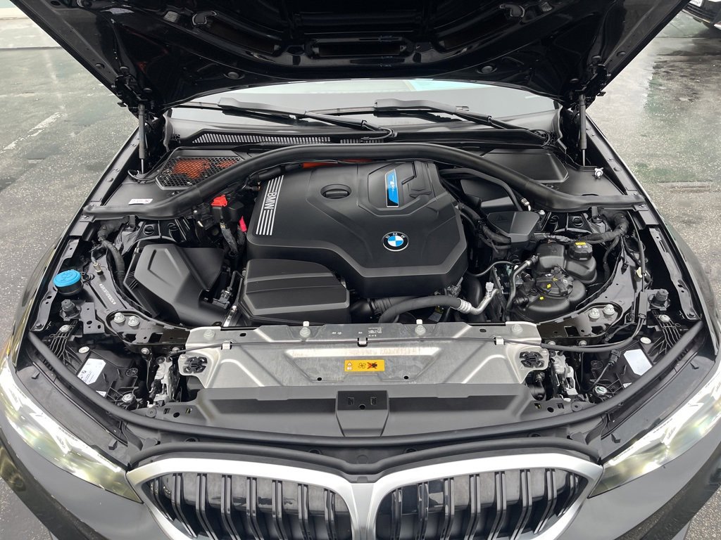 Certified 2023 BMW 330e w/ Driving Assistance Package image 29
