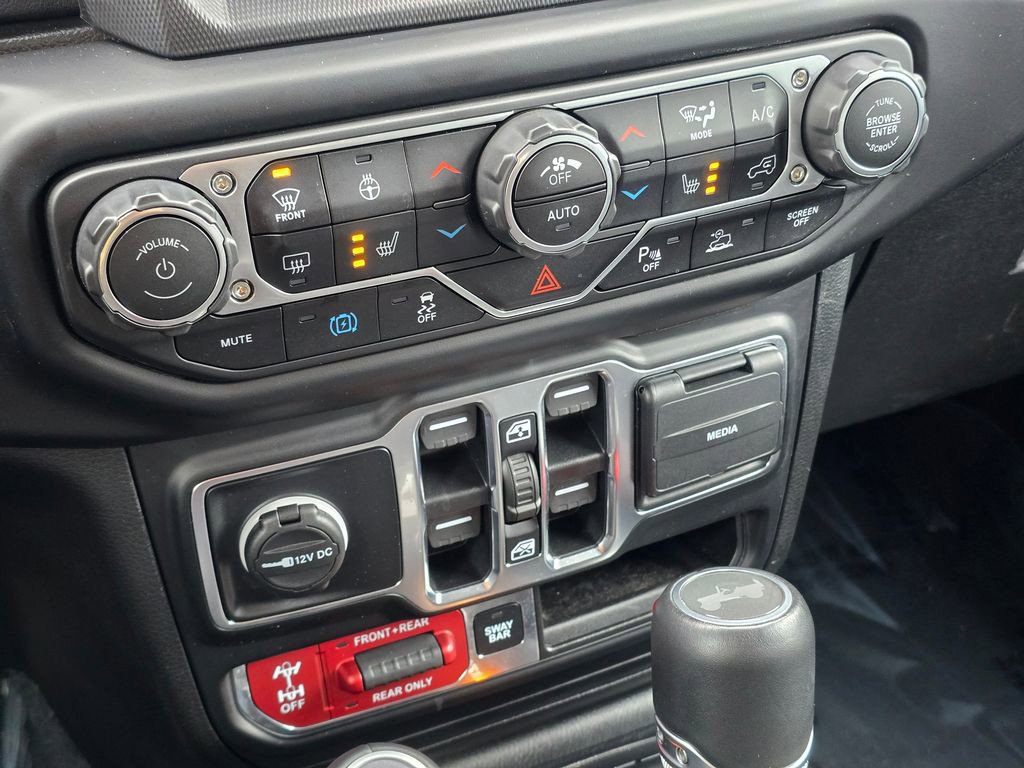 Used 2023 Jeep Wrangler Unlimited Rubicon 4xe w/ Safety Group AWD/4WD image 30