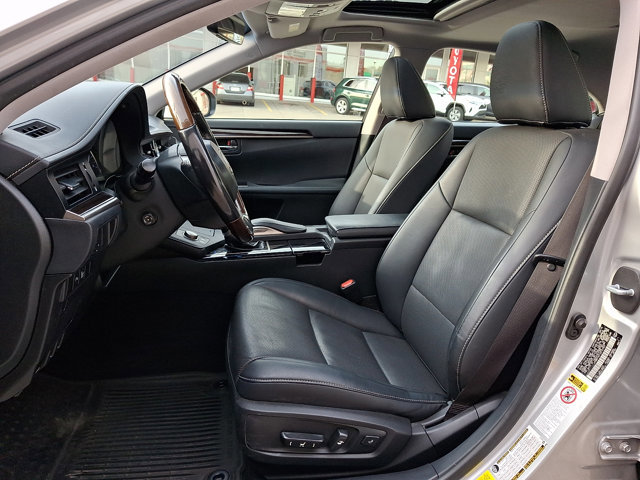 Used 2016 Lexus ES 300h image 14