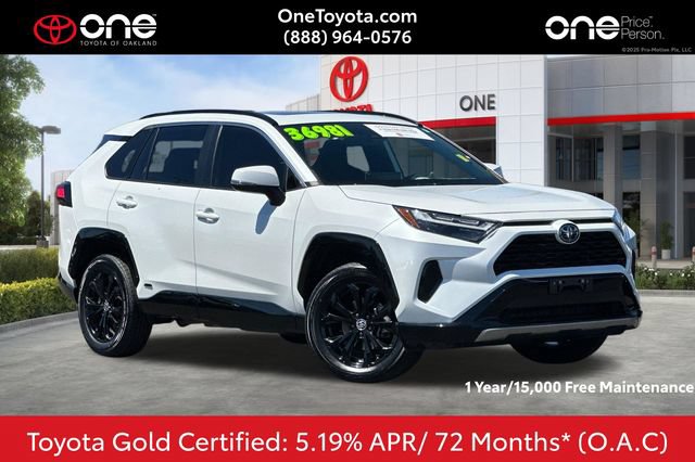 Certified 2023 Toyota RAV4 SE w/ Convenience Package AWD/4WD image 1