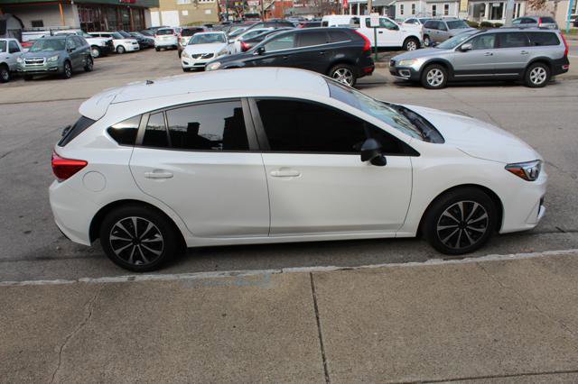 Used 2018 Subaru Impreza 2.0i image 9