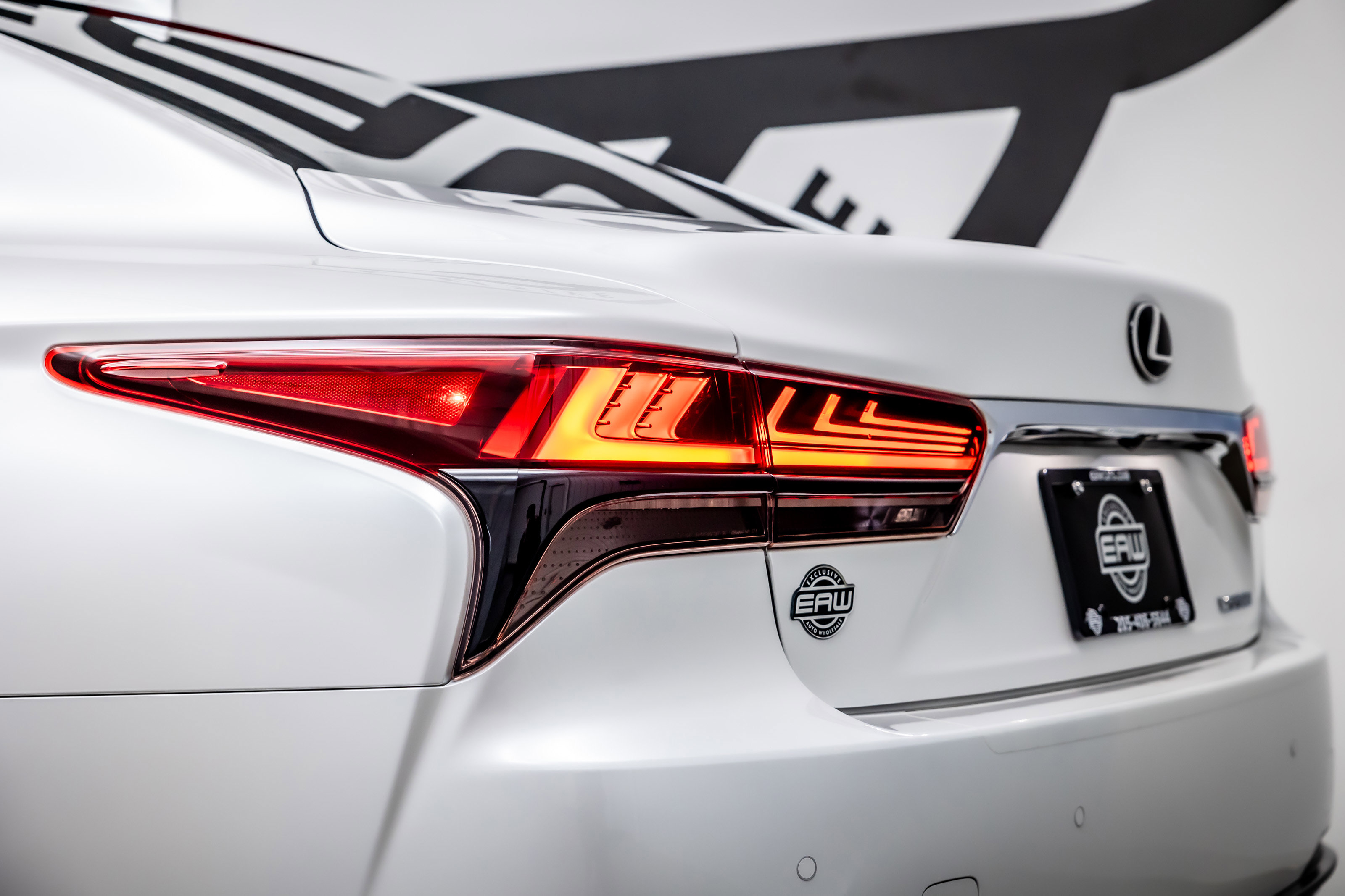 Used 2021 Lexus LS 500 w/ Accessory Package (Z2) RWD image 12