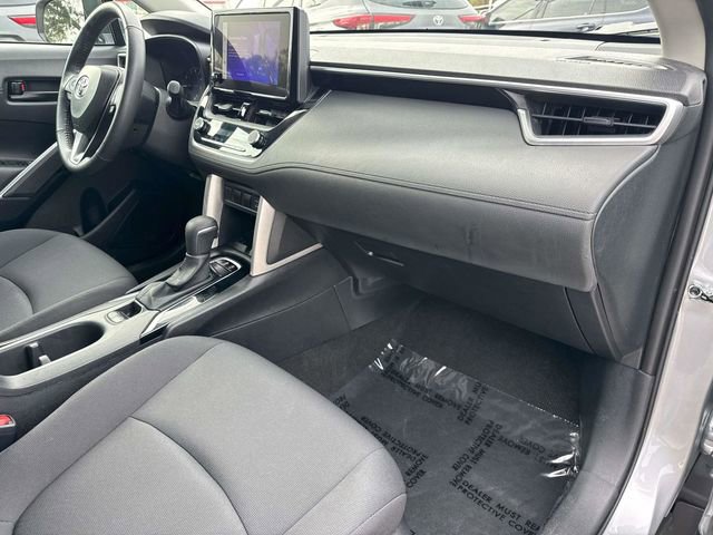 Used 2024 Toyota Corolla Cross LE image 17