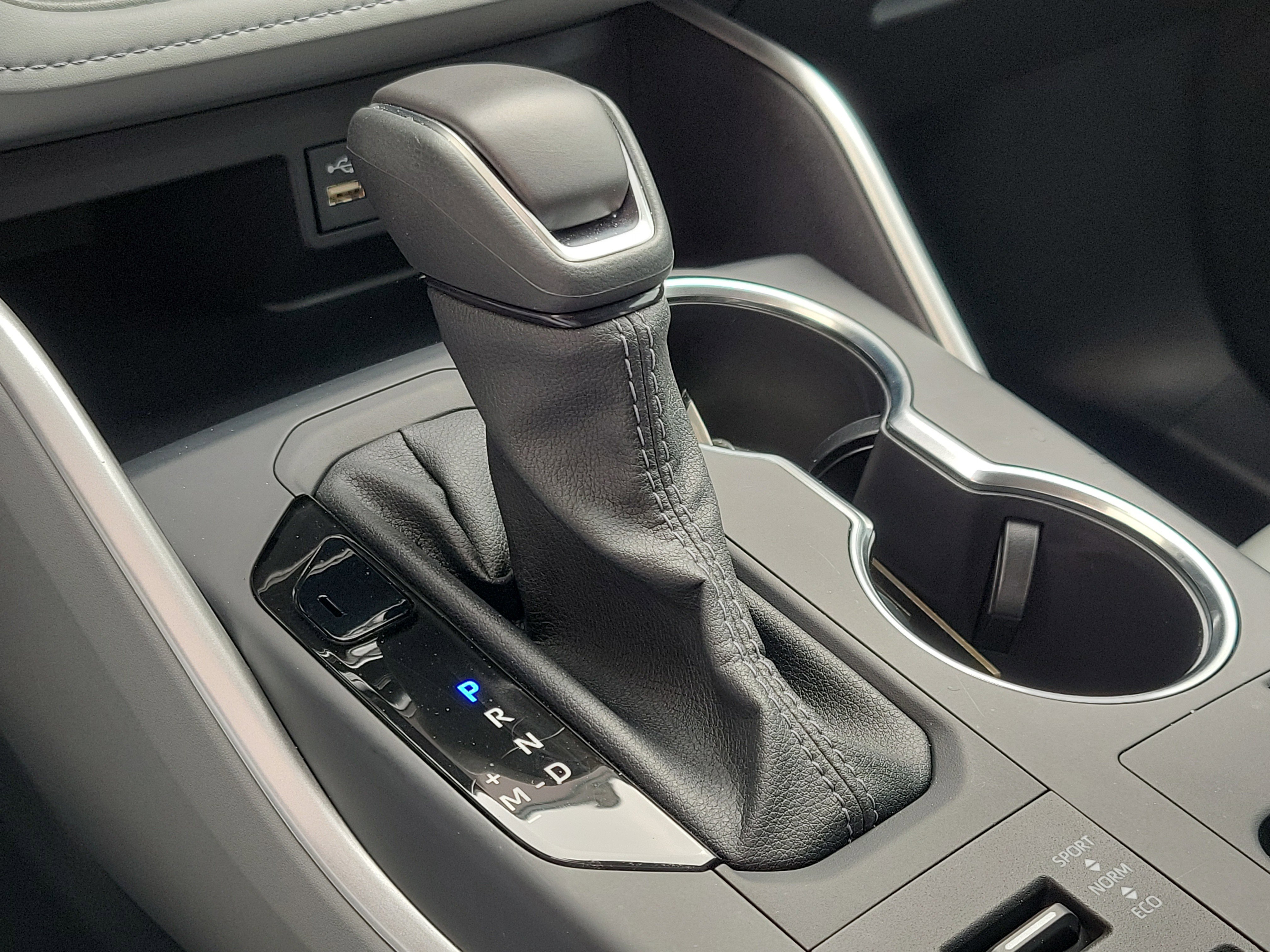 Used 2026 Toyota Highlander XLE image 28