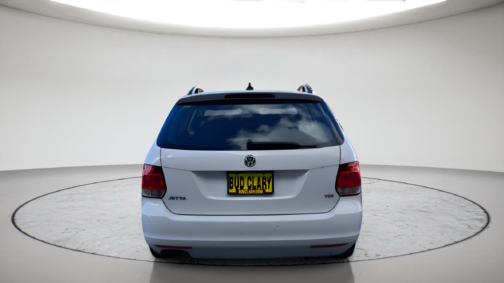 Used 2012 Volkswagen Jetta TDI FWD image 12