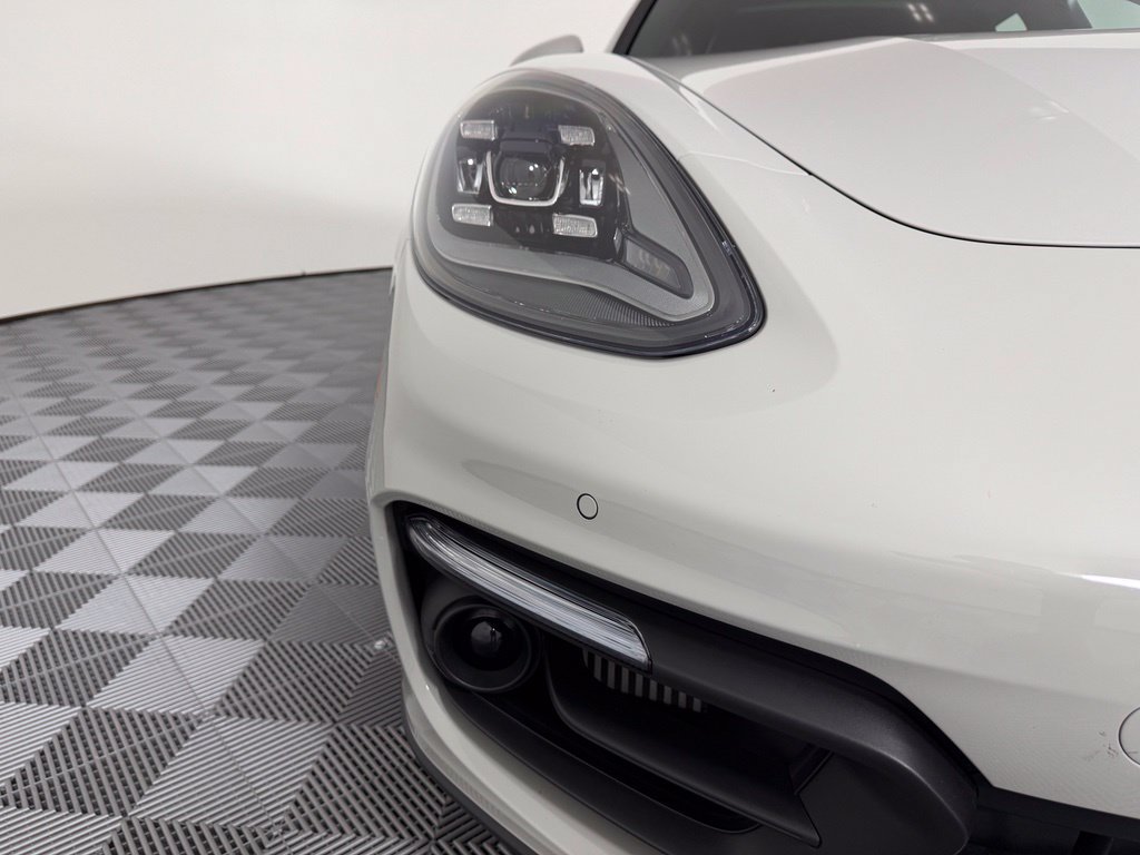 Certified 2023 Porsche Panamera 4 Platinum Edition AWD/4WD image 10