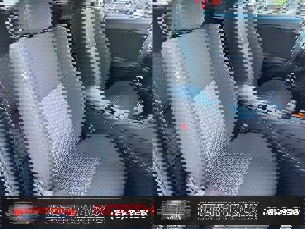 Used 2023 Dodge Challenger R/T w/ Blacktop Package image 21