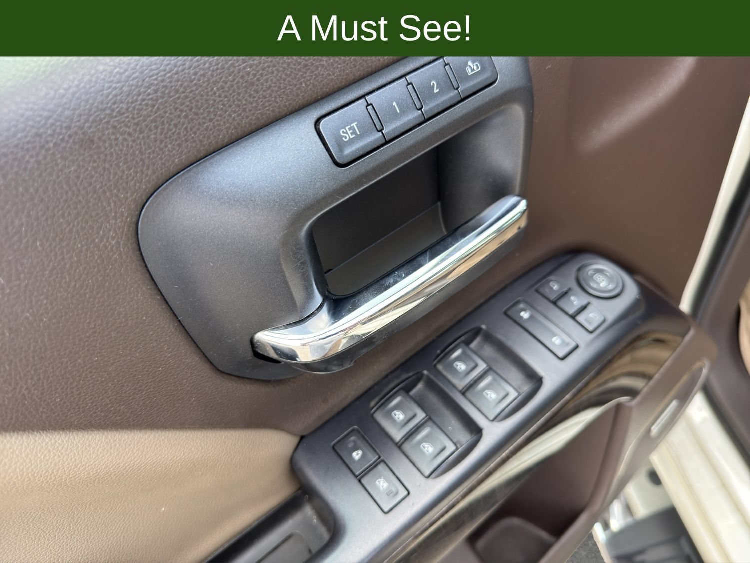 Used 2015 GMC Sierra 1500 Denali w/ Driver Alert Package AWD/4WD image 12