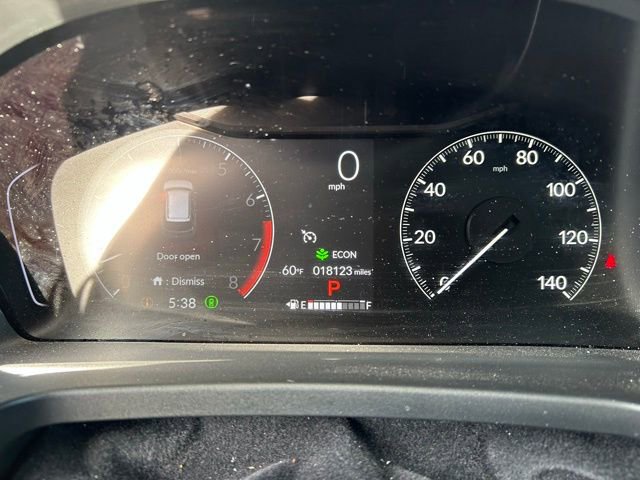 Used 2025 Honda Pilot Touring image 14