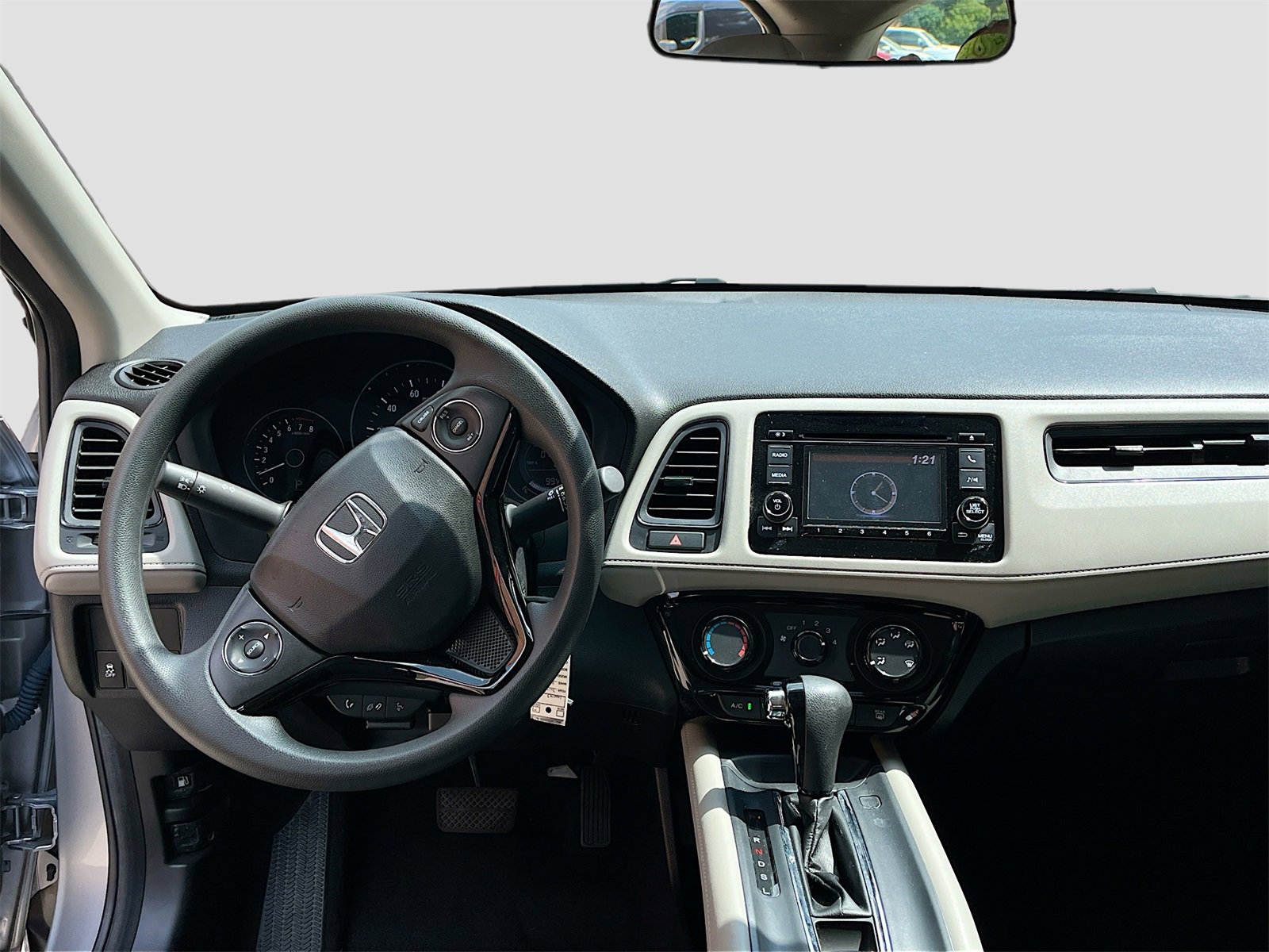 Used 2019 Honda HR-V LX image 9