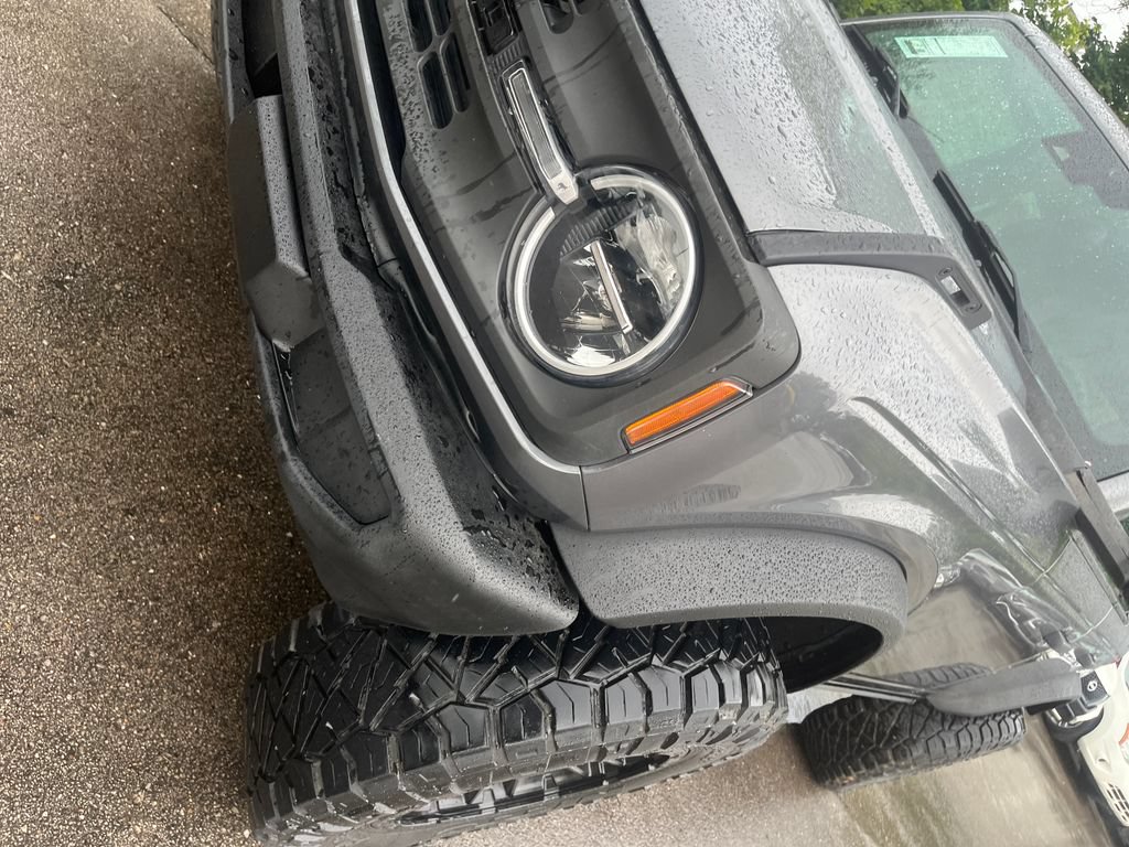 Used 2023 Ford Bronco 4-Door AWD/4WD image 34