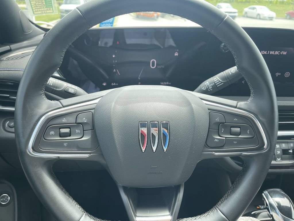 Used 2024 Buick Envista Sport Touring w/ Convenience II Package FWD image 19