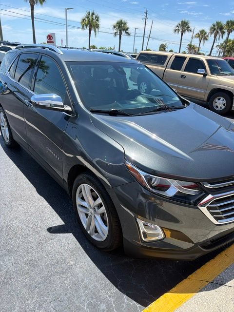 Used 2018 Chevrolet Equinox Premier FWD image 3
