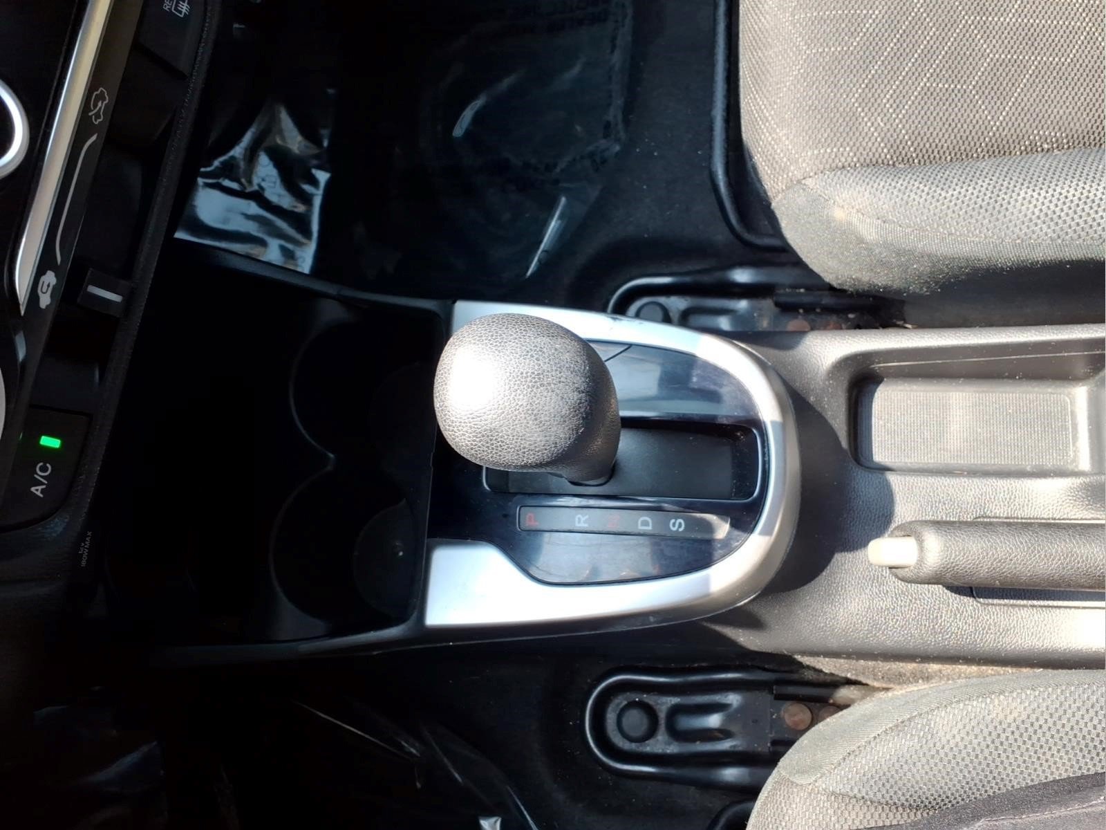 Used 2015 Honda Fit EX image 21