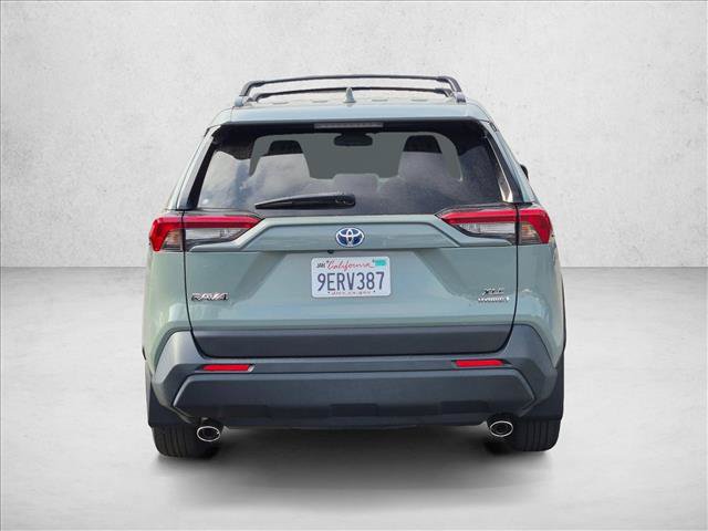 Used 2023 Toyota RAV4 XLE Premium AWD/4WD image 7