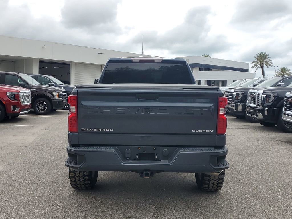 Used 2020 Chevrolet Silverado 1500 Custom w/ Custom Value Package image 5
