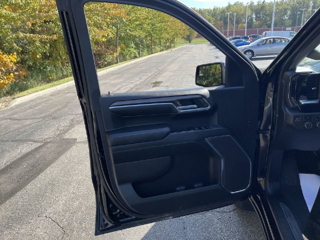 Certified 2024 Chevrolet Silverado 1500 LT AWD/4WD image 22