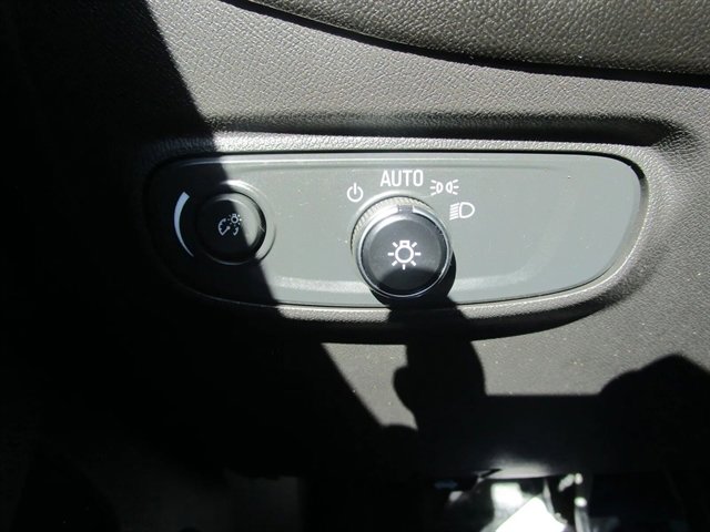 Used 2022 Chevrolet Equinox LT image 49