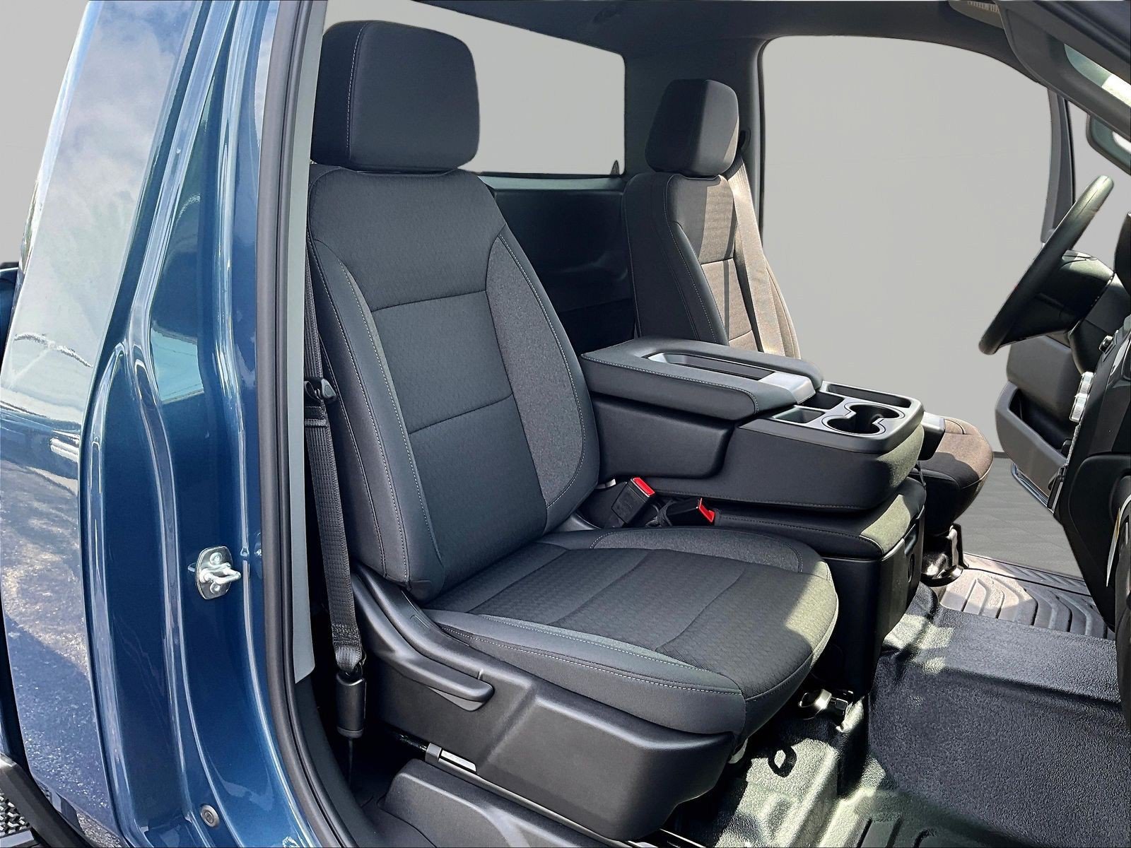 New 2026 GMC Sierra 2500 Pro w/ Convenience Package AWD/4WD image 18