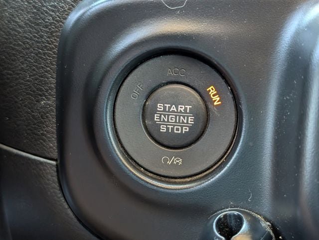 Used 2019 Jeep Wrangler Unlimited Sport S AWD/4WD image 21