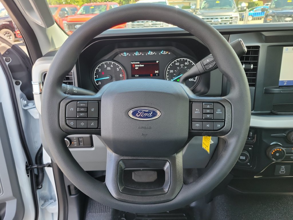New 2026 Ford F350 XL w/ FX4 Off-Road Package AWD/4WD image 22
