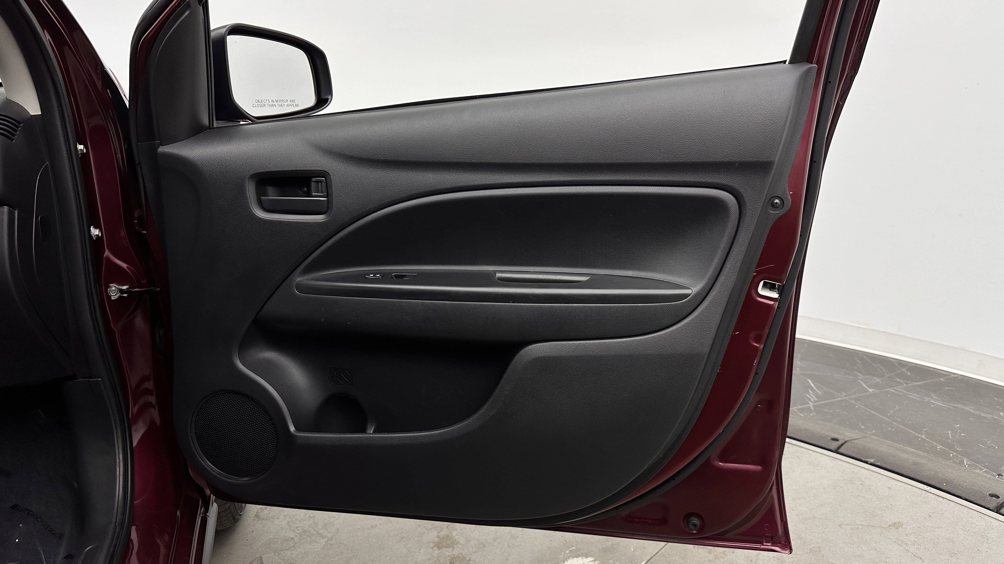 Used 2022 Mitsubishi Mirage G4 LE FWD image 30