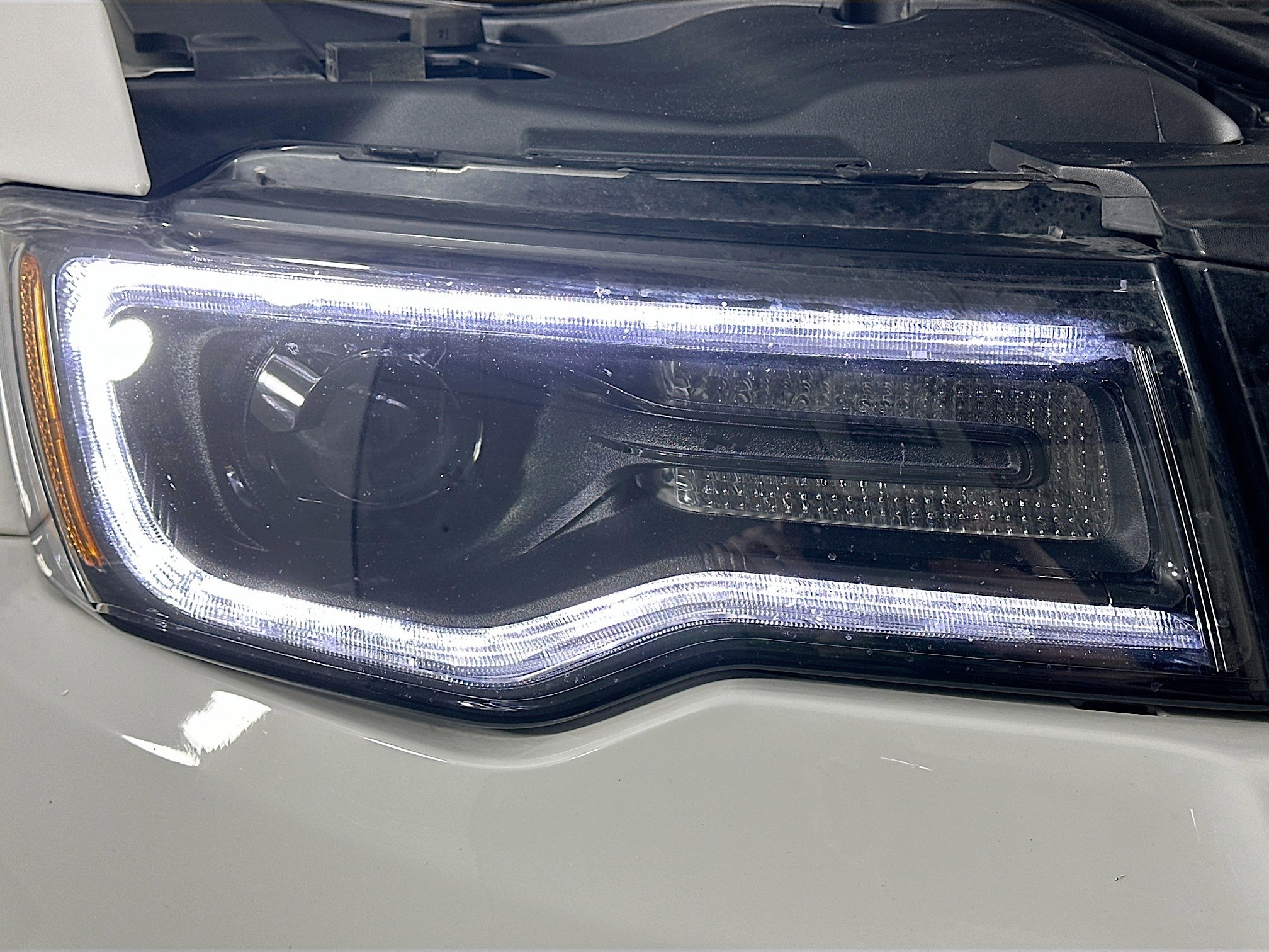 Used 2022 Jeep Grand Cherokee Limited w/ Trailer Tow Group IV image 42