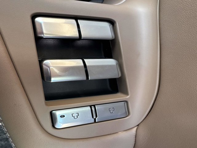 New 2025 Lincoln Navigator L Black Label image 10