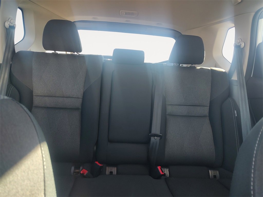 Used 2024 Nissan Rogue SV image 13