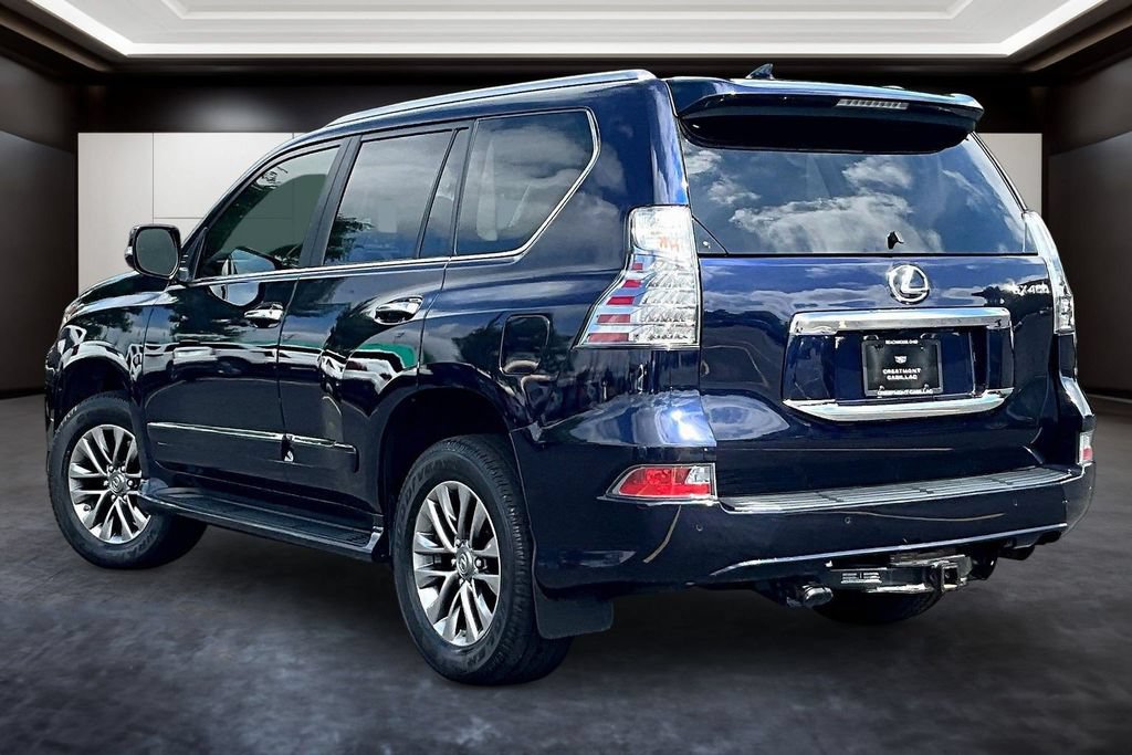 Used 2018 Lexus GX 460 Luxury w/ Preferred Accessory Package AWD/4WD image 4