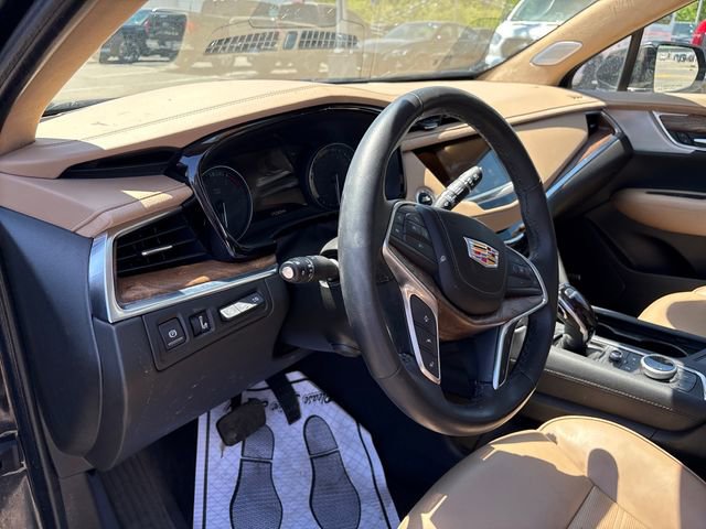 Used 2024 Cadillac XT5 Premium Luxury w/ Platinum Package AWD/4WD image 9