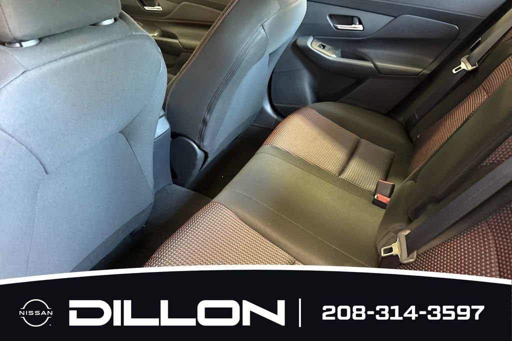 New 2026 Nissan Sentra SR w/ Floor Mat Package FWD image 14