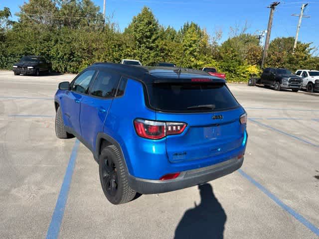 Used 2018 Jeep Compass Latitude w/ Popular Equipment Group AWD/4WD image 8