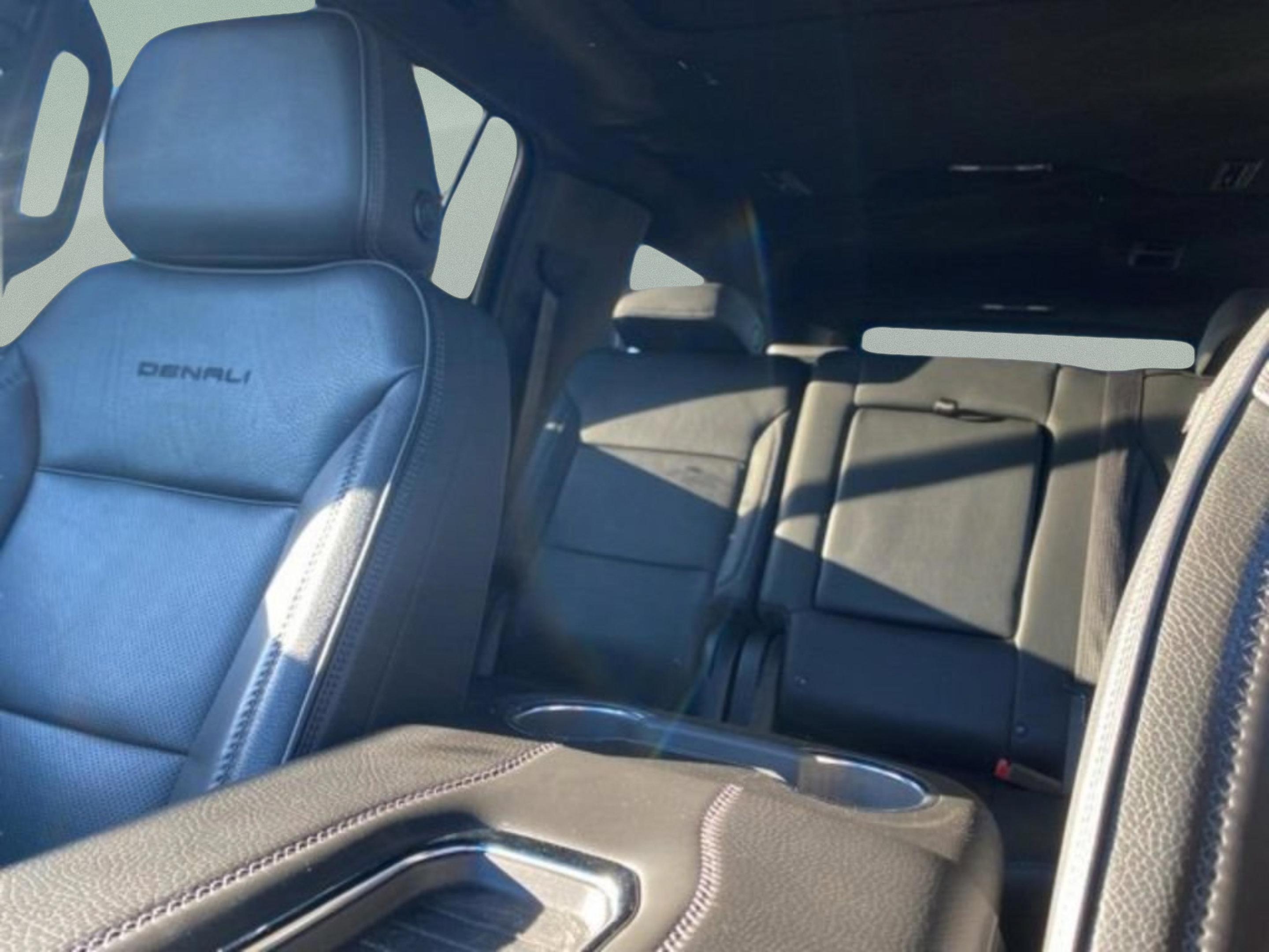 Used 2024 GMC Yukon XL Denali RWD image 22