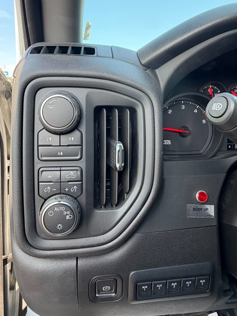 Used 2024 Chevrolet Silverado 3500 W/T w/ WT Convenience Package AWD/4WD image 31