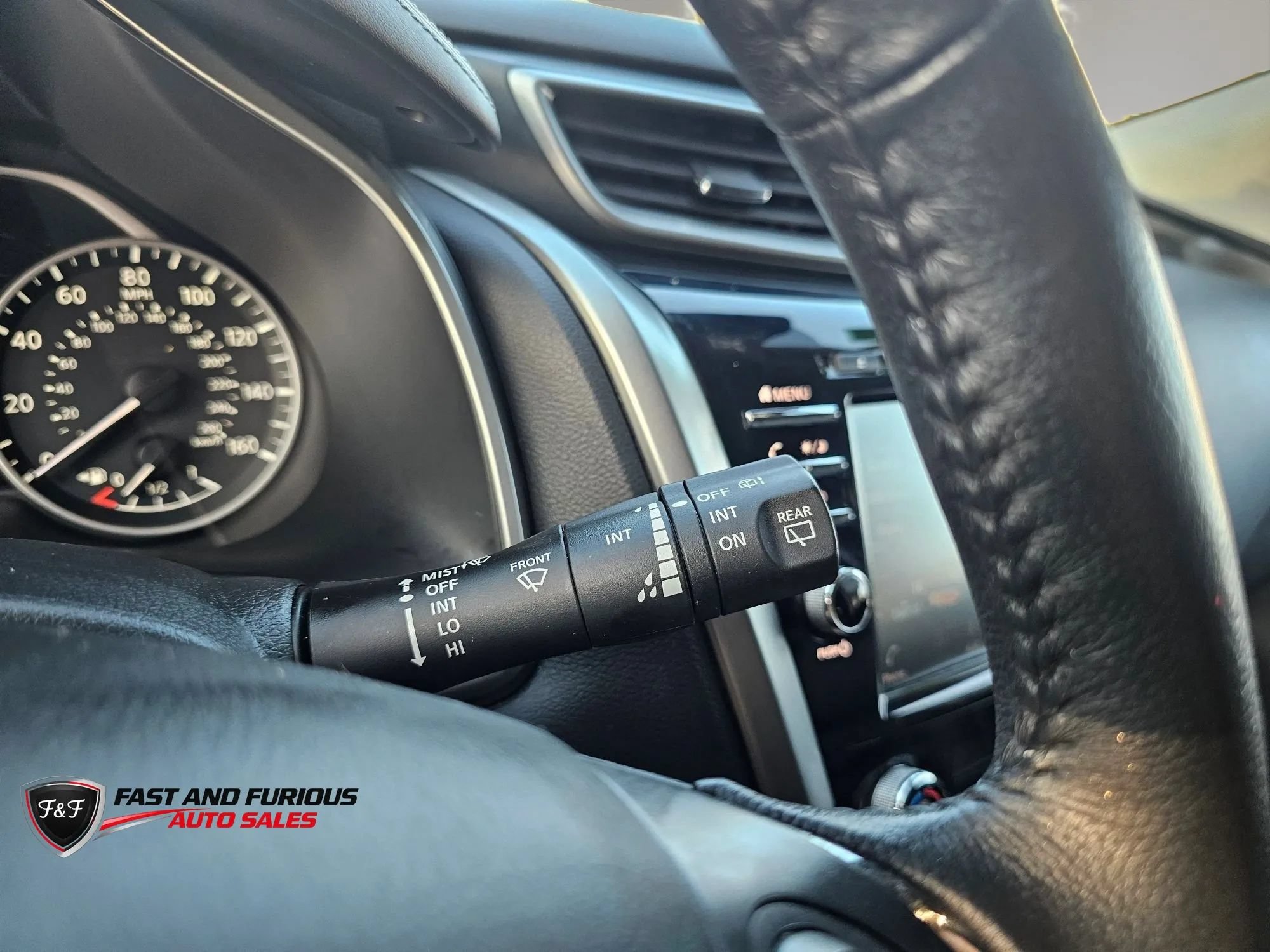 Used 2023 Nissan Murano SV AWD/4WD image 19