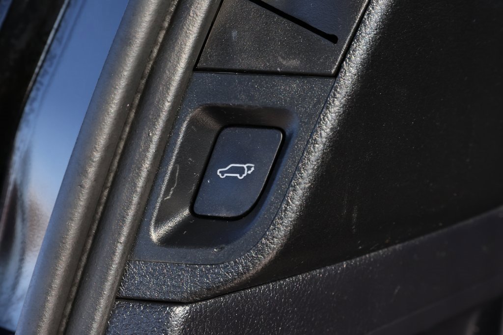 Used 2015 Toyota Sequoia Limited image 17